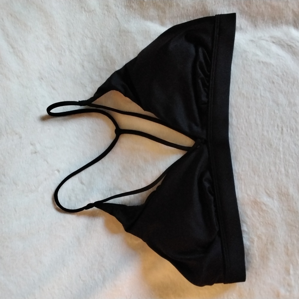 Victoria's Secret Sport Black Bralette NWOT